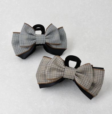 Kẹp tóc Osewaya kẻ caro 25BS0778